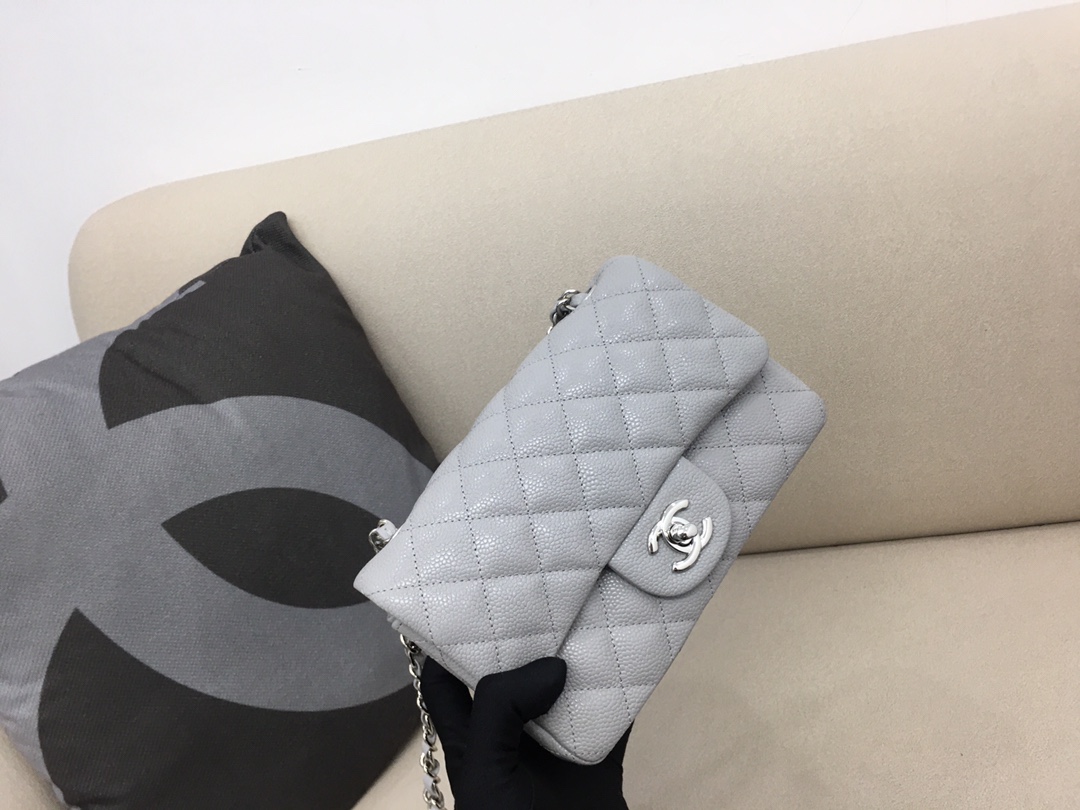 Small Classic Flap Caviar Bag A01116 Light Gray/Silver